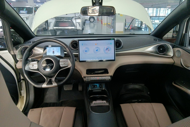 比亚迪 海豚 2023款 420km 自由版中控内饰12