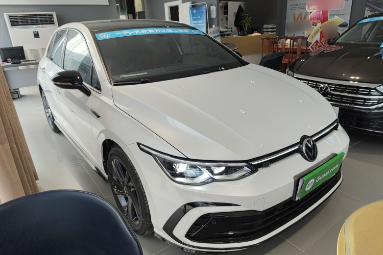 大众 高尔夫 2023款 改款 280TSI DSG R-Line Lite车身外观3