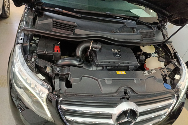 奔驰V级 2018款 V 260 领航版 国V局部细节24