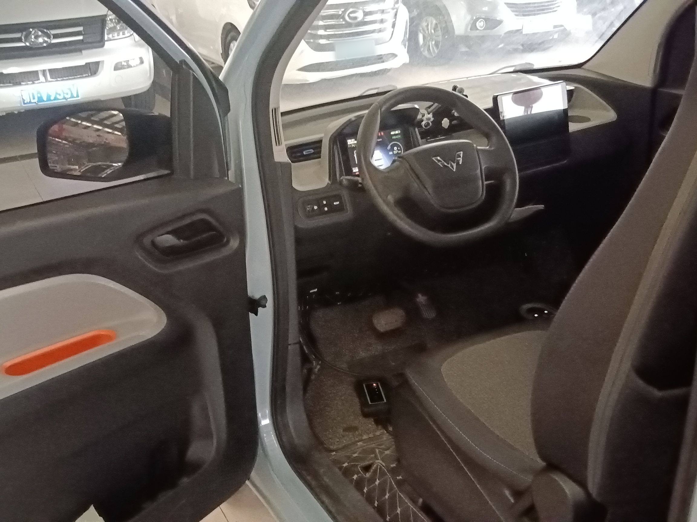 五菱汽车 宏光MINIEV 2021款 马卡龙时尚款 磷酸铁锂