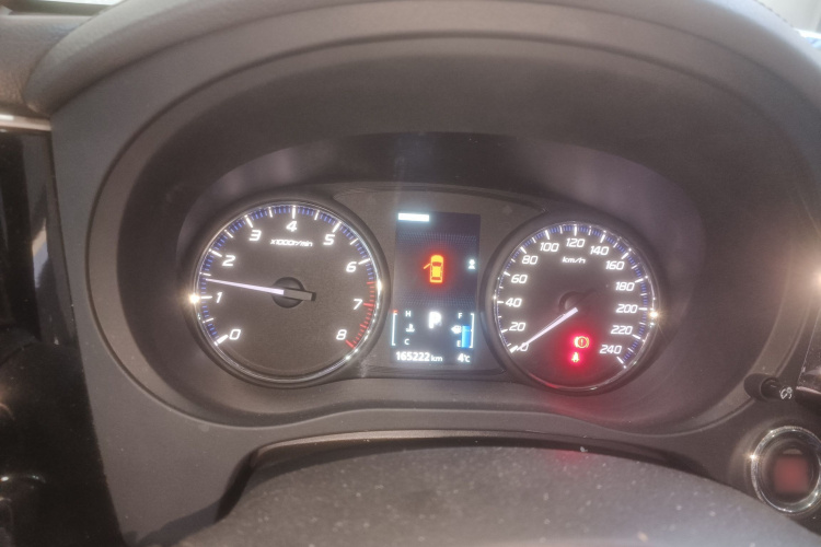 三菱 欧蓝德 2016款 2.4L 四驱精英版 5座局部细节14