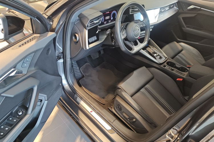 奥迪A3 2023款 Sportback 35 TFSI 时尚运动型中控内饰20