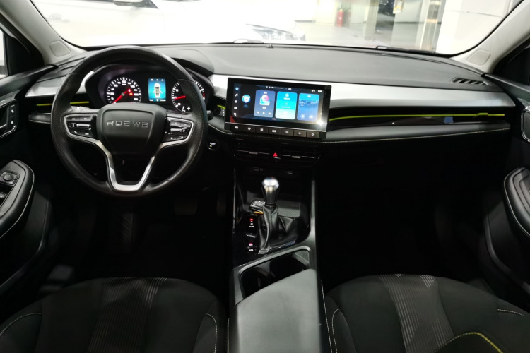 荣威i5 2021款 1.5L CVT铂金版中控内饰12