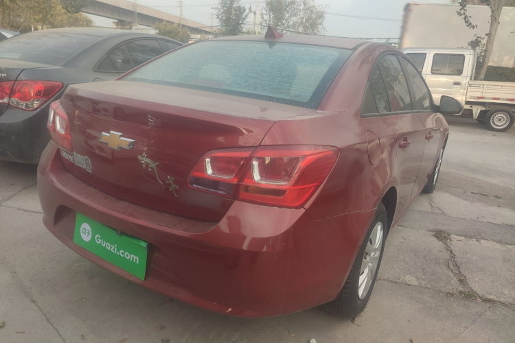 雪佛兰 科鲁兹 2015款 1.5L 经典 SL MT车身外观7