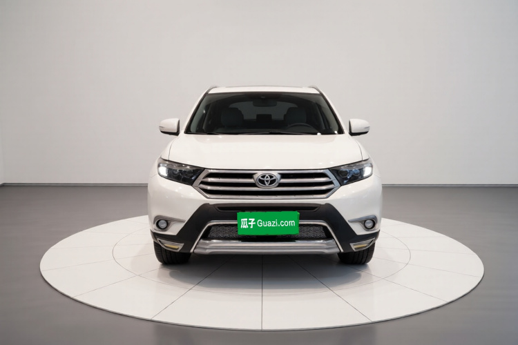 丰田 汉兰达 2012款 2.7L 两驱5座精英版车身外观3