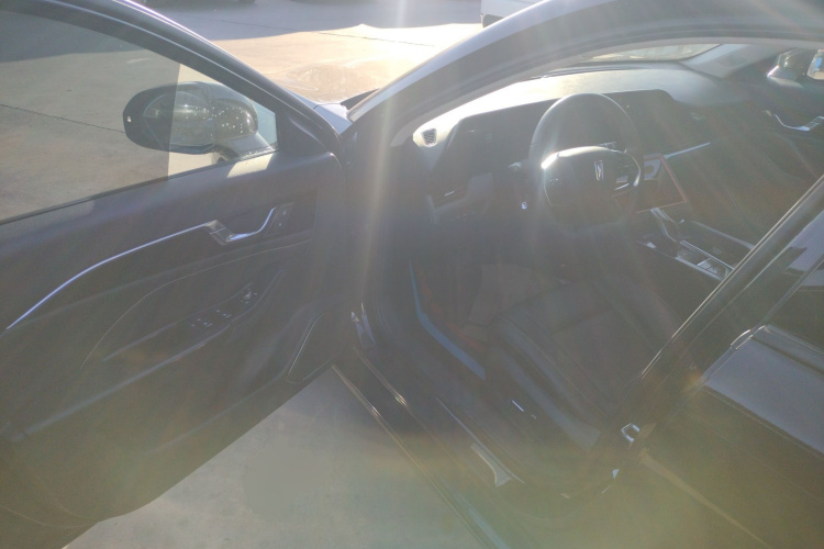 奔腾B70 2021款 1.5T 自动十五周年纪念版中控内饰20