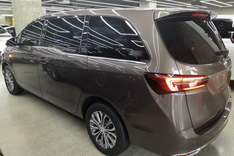 别克GL8 2022款 陆上公务舱 652T 舒适型车身外观6003