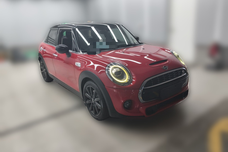 MINI 2019款 2.0T COOPER S 经典派 五门版车身外观3