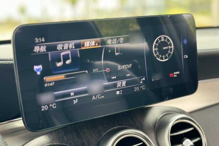 奔驰GLC 2017款 GLC 200 4MATIC局部细节16