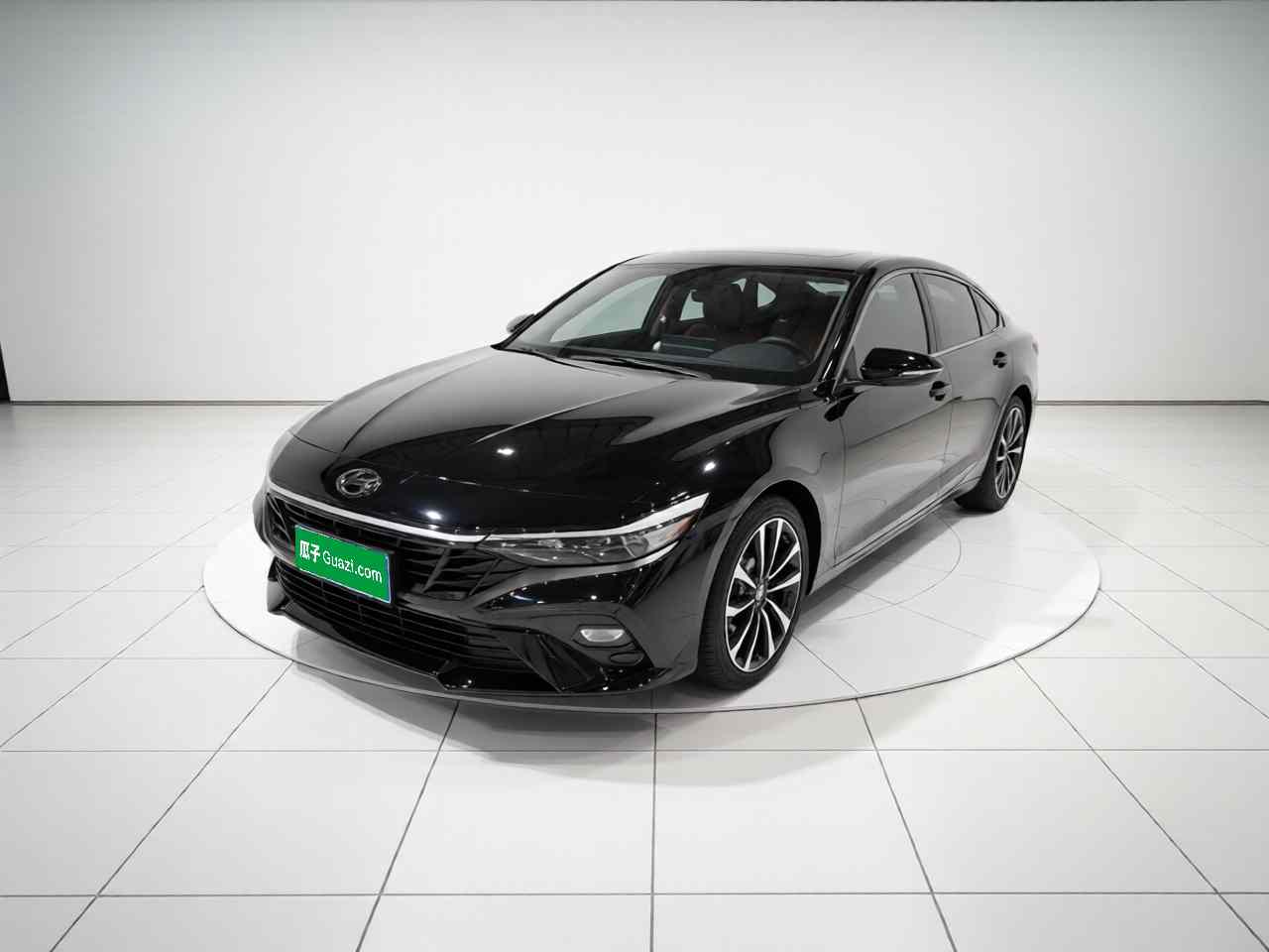 现代 伊兰特 2023款 1.5L CVT GLX精英版(2)