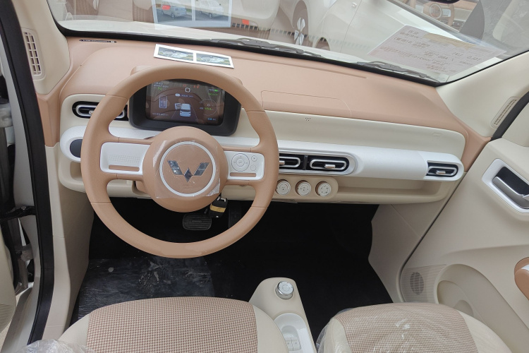 五菱汽车 宏光MINIEV 2024款 第三代 215km 青春版中控内饰12