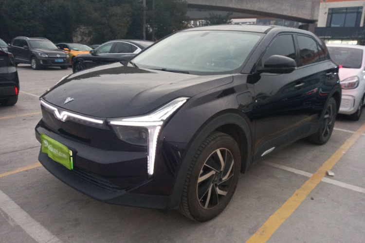 哪吒汽车 哪吒U 2021款 Pro 400 行业定制版车身外观1