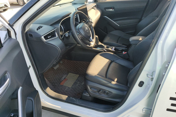 丰田 锋兰达 2022款 2.0L CVT豪华PLUS版中控内饰20