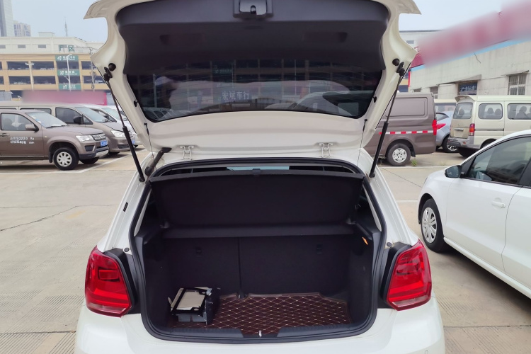 大众 Polo 2016款 1.6L 自动豪华型局部细节23