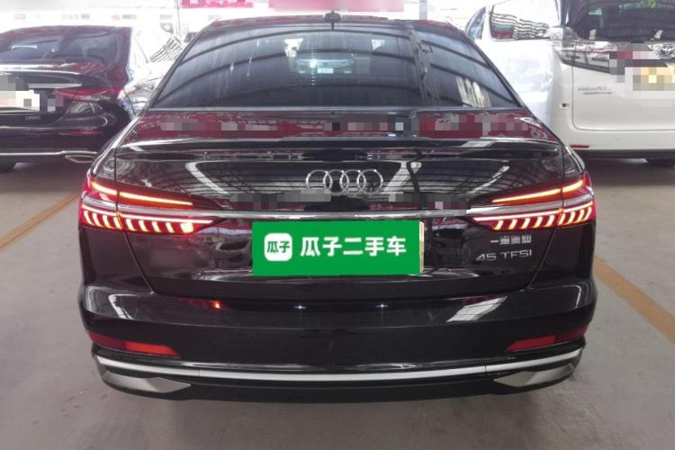 奥迪A6L 2024款 45 TFSI 臻选动感型车身外观6