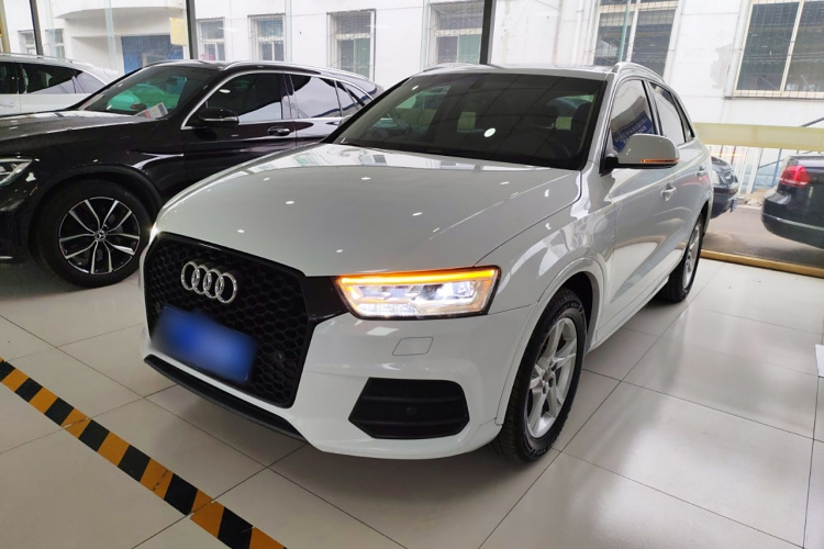 奥迪Q3 2018款 30周年年型 30 TFSI 时尚型车身外观1