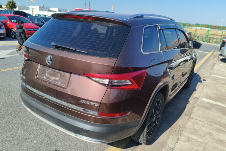 斯柯达 柯迪亚克 2018款 改款 TSI330 7座两驱豪华优享版车身外观6005