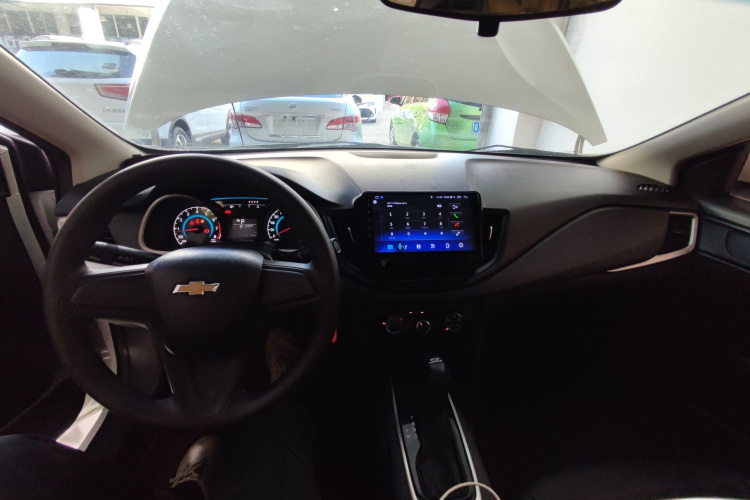 雪佛兰 科沃兹 2018款 320 自动欣享天窗版中控内饰7002