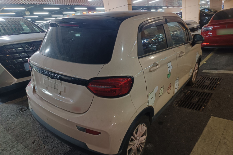 零跑汽车 零跑T03 2021款 400豪华Pro版车身外观7