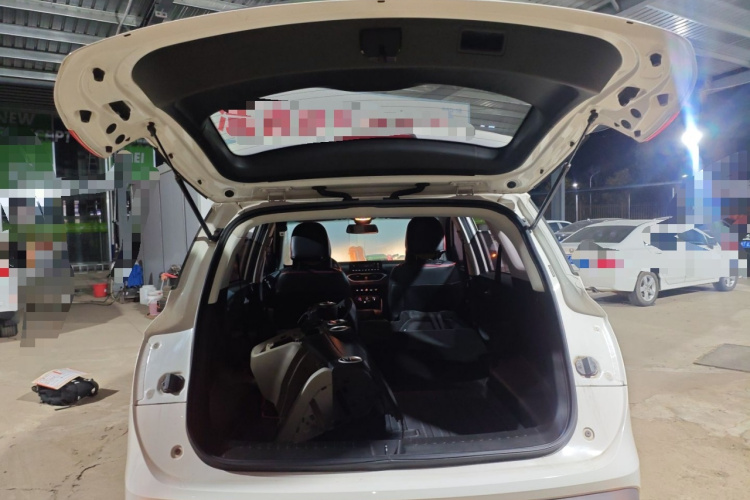 宝骏530 2019款 1.5T CVT精英型 国V局部细节23