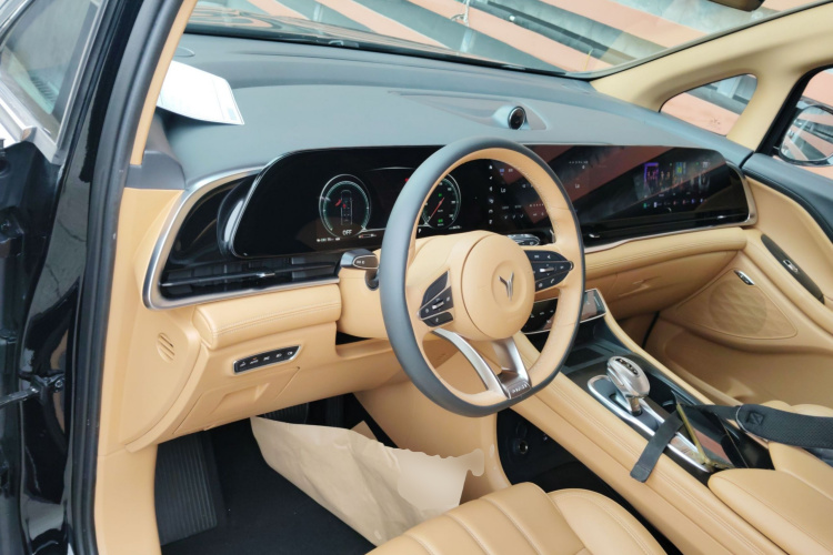 岚图汽车 岚图梦想家 2024款 PHEV 超长续航卓越版中控内饰7002