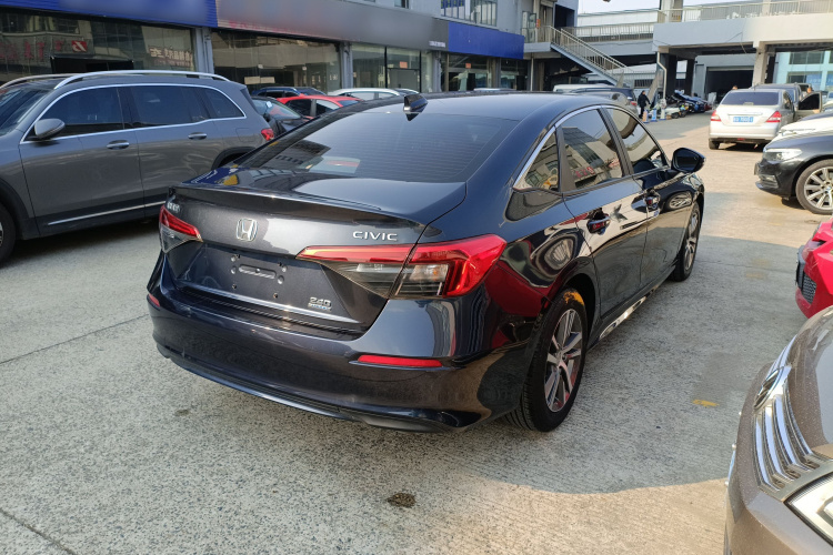 本田 思域 2022款 240TURBO CVT劲动版车身外观7