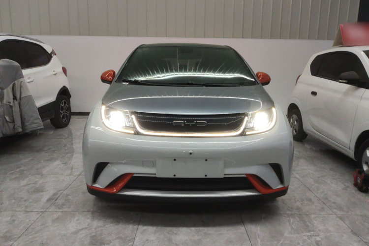 比亚迪 海豚 2021款 405km 时尚版车身外观2