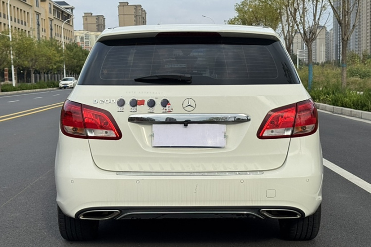 奔驰B级 2019款 B 200 动感型车身外观6003