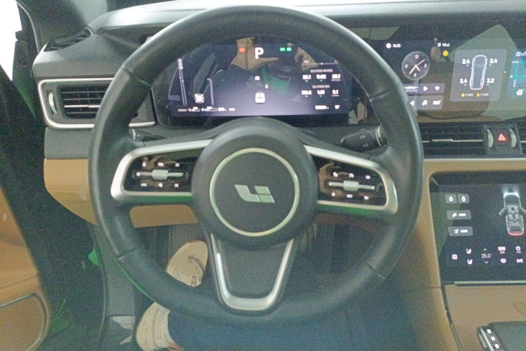 理想汽车 理想ONE 2021款 增程6座版局部细节13