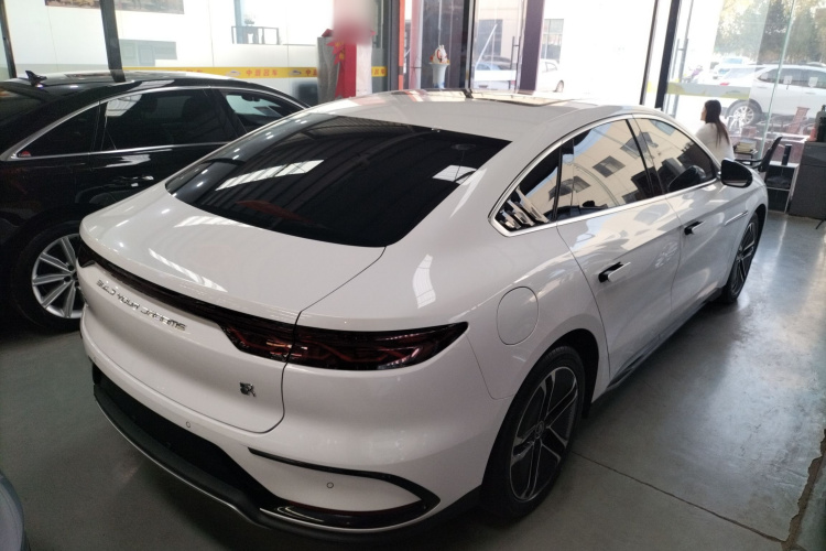 比亚迪 汉 2023款 EV 冠军版 605KM前驱尊贵型车身外观6005