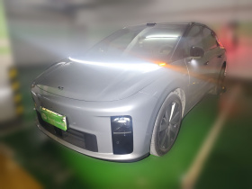 理想汽车 理想i6 2025款 四驱标准型