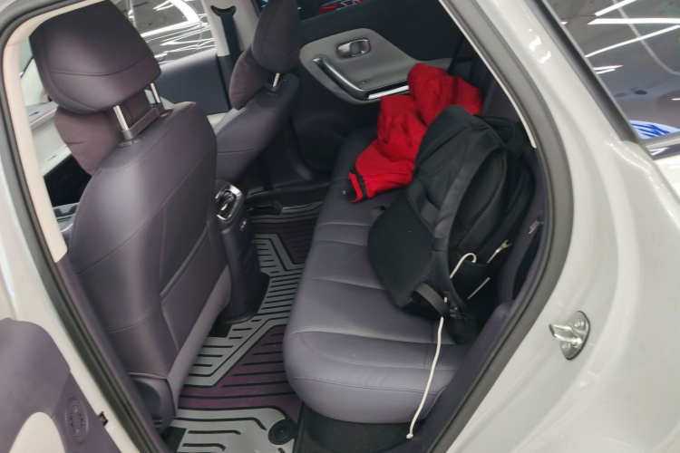 零跑汽车 零跑B01 2025款 550悦享版中控内饰7004