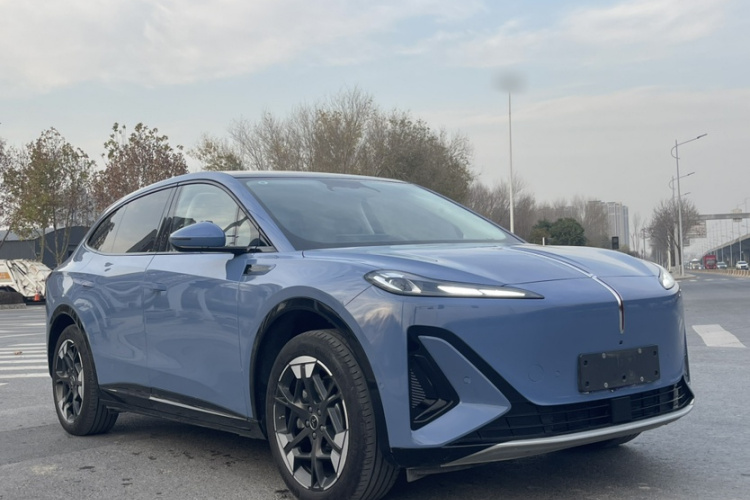 红旗天工06 2025款 660 四驱 智选版车身外观6008