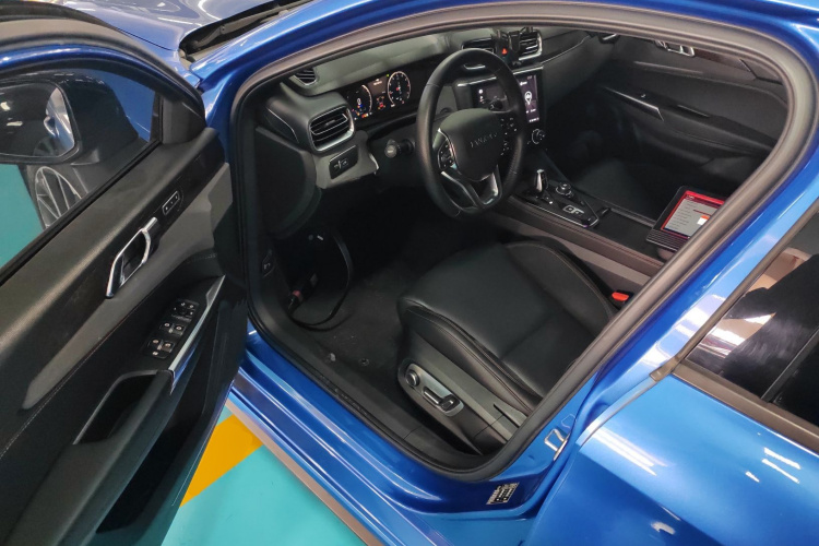 领克03 2020款 2.0TD 自动劲Pro版中控内饰7003