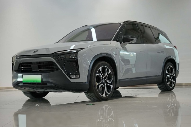 蔚来ES8 2020款 580KM 签名版 六座版车身外观1