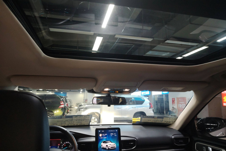 福特 探险者 2020款 EcoBoost 285 四驱风尚版 7座局部细节22