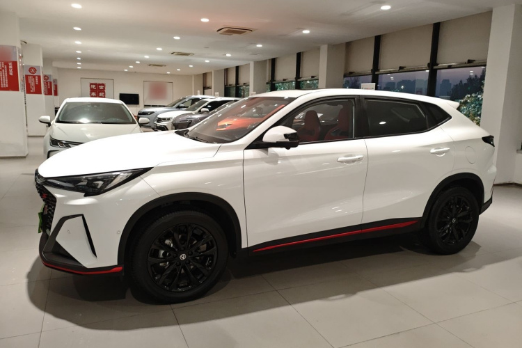 长安X5 PLUS 2024款 1.5T DCT智尊型车身外观6003