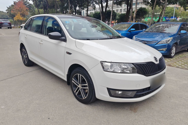 斯柯达 昕动 2016款 1.6L 自动智行版车身外观3