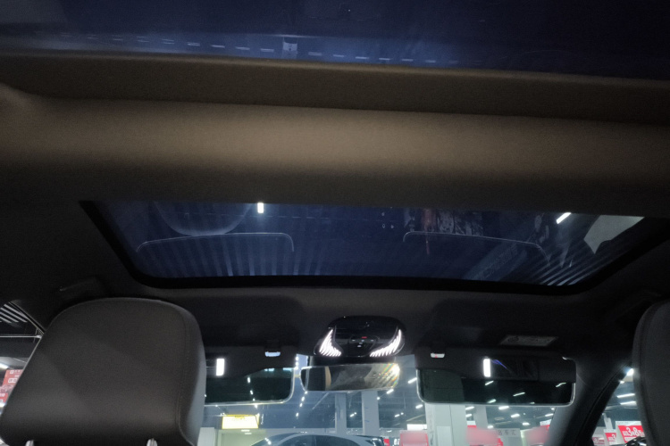 岚图汽车 岚图追光 2024款 PHEV 四驱超长续航旗舰版局部细节22