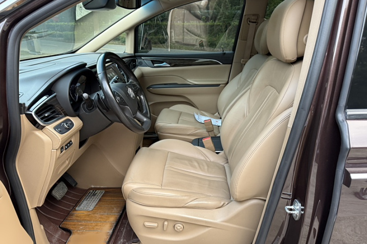 别克GL8 2018款 ES 28T 旗舰型 国VI中控内饰7002