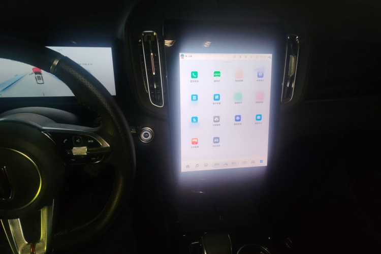 红旗HS3 PHEV 2024款 PHEV 115km 劲为版局部细节16