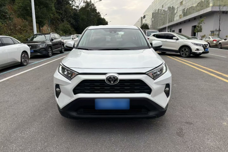 丰田 RAV4荣放 2021款 2.0L CVT两驱都市版车身外观6004