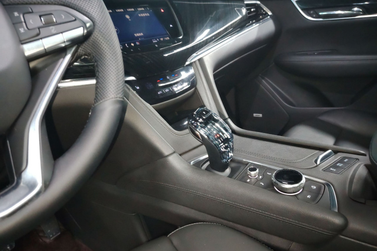 凯迪拉克XT6 2021款 28T 六座豪华型局部细节18