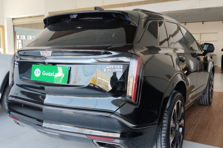 凯迪拉克XT5 2025款 2.0T 铂金型车身外观7