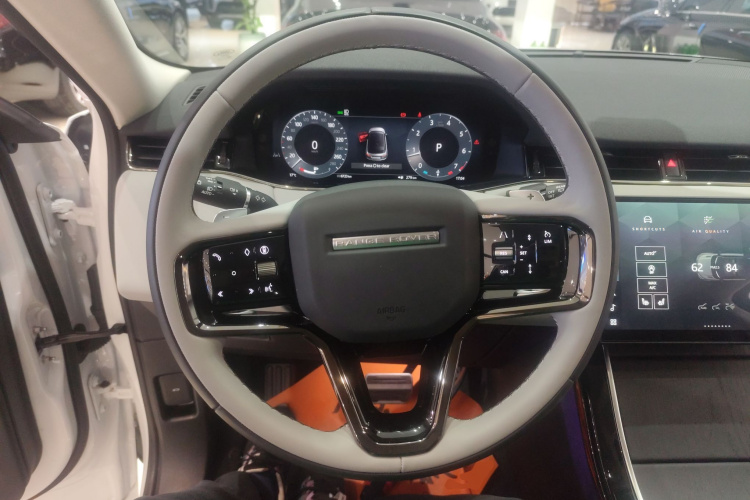 路虎 2024款 揽胜极光L SE 驭光尊耀版中控内饰13