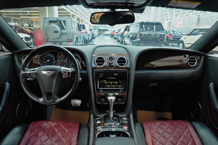 宾利 欧陆 2016款 4.0T GT V8 标准版中控内饰7002