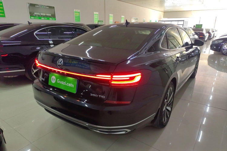 大众 帕萨特 2023款 380TSI 豪华版车身外观6005