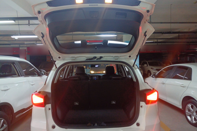 广汽传祺 传祺GS3 2019款 235T 手动精英版局部细节23