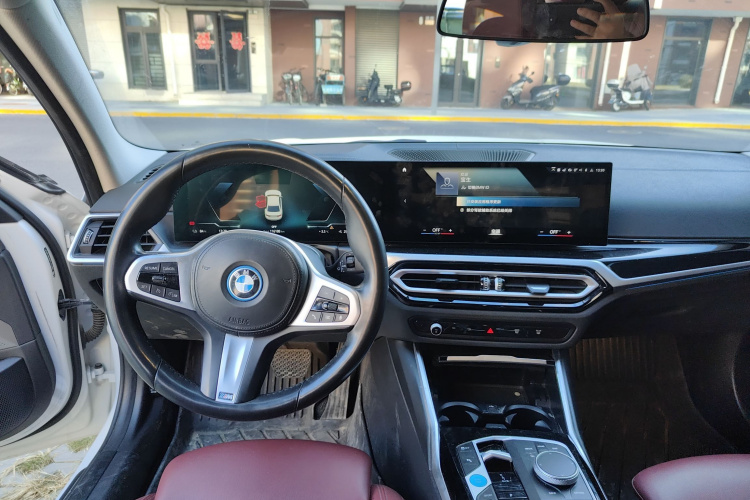 宝马i3 2022款 eDrive 35 L中控内饰7004
