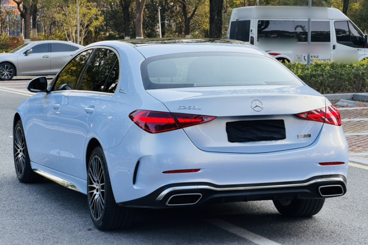 奔驰C级 2024款 改款 C 260 L 运动版车身外观6009